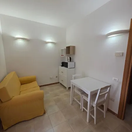 Διαμέρισμα Domus Michela *